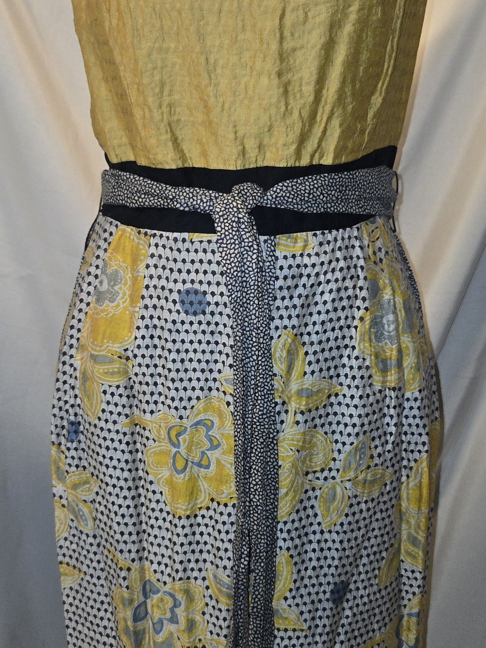 Women’s Yellow Floral Midi Skirt with Contrast Tie Waist